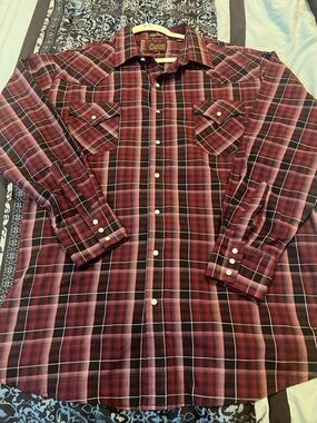 Plains Western WearMen’s Red Plaid Button-Down Shirt